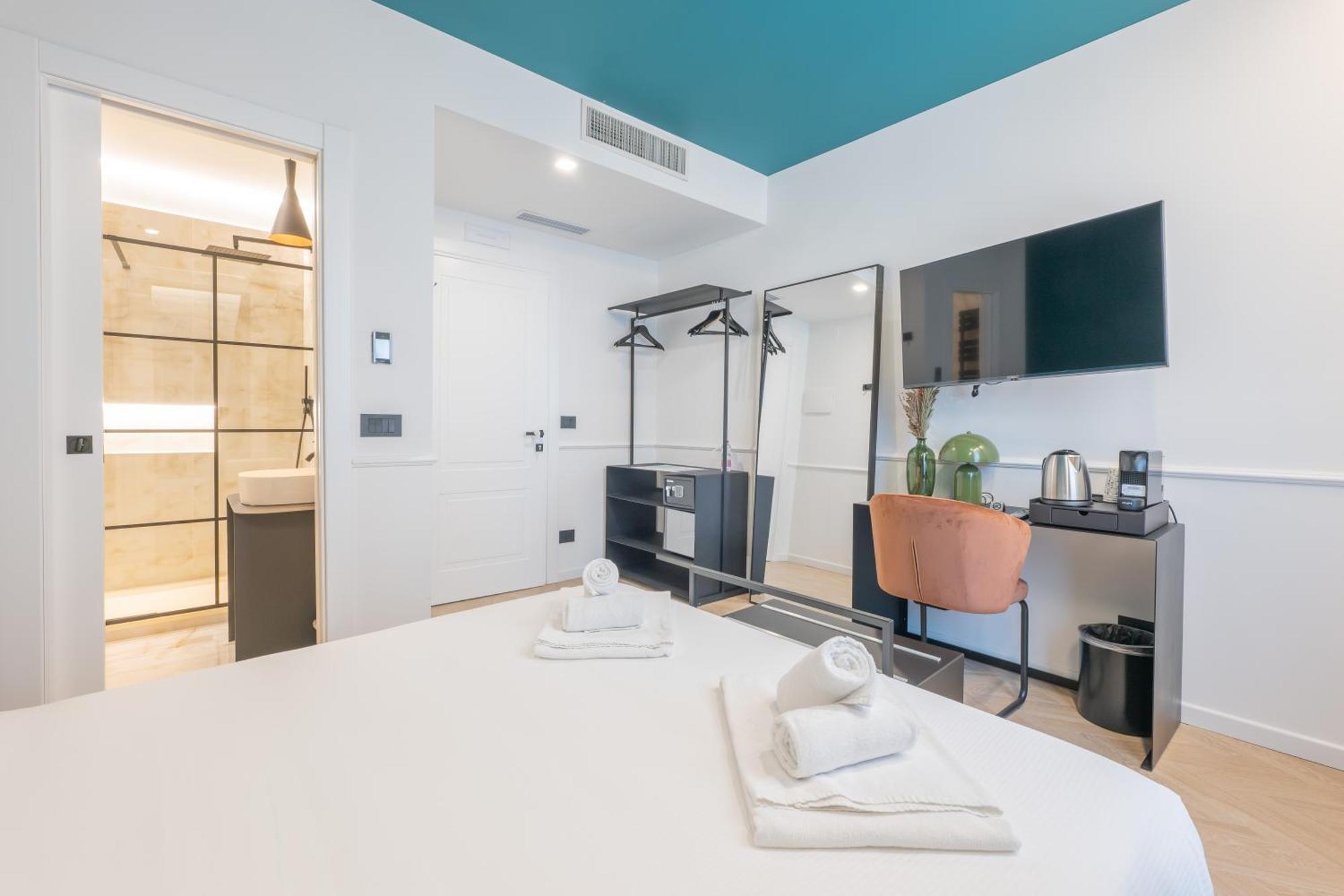 Maria Cristina Boutique Rooms Трієст Екстер'єр фото